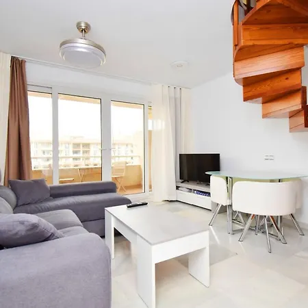 Expoholidays - Duplex Vistas Al Puerto Deportivo *